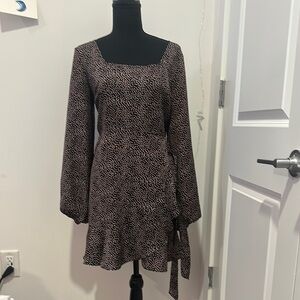 Express mini dress/square neck